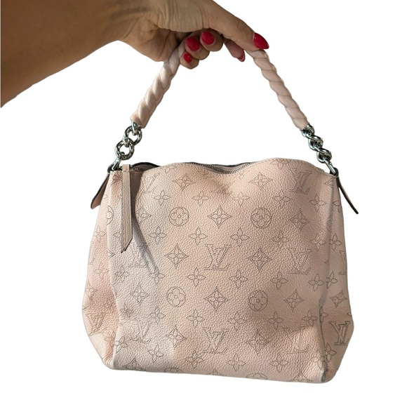 LOUIS VUITTON Babylone Mahina Calfskin Leather Shoulder Bag Pink - Picture 5 of 15